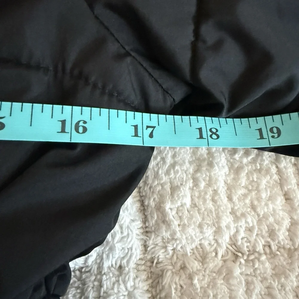 Old Navy Girls Winter Quilted Hooded Puffer Coat Size XL 14 Normcore Activewear